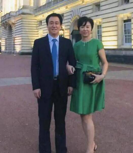 《银河补习班》受到新片冲击，单日排片大幅度下降 大盘上涨21% 《哪吒》连续28天蝉联日冠 2019-08-23 8月22日，大盘报收票房1.38亿，较前一日上涨21%。